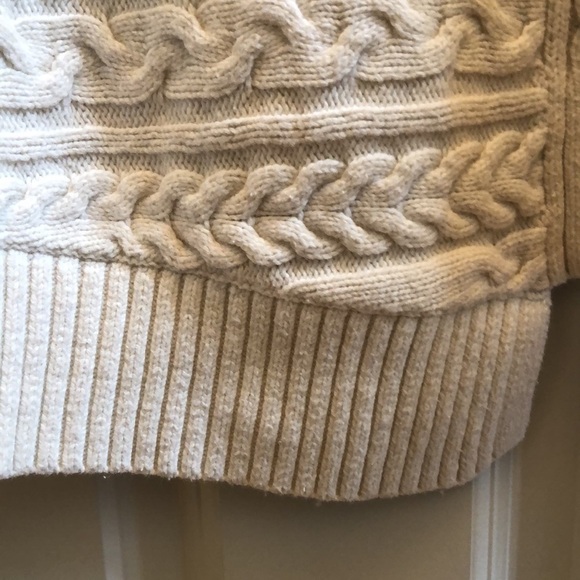 L. L. Bean Fisherman’s Mixed Stitch Cowlneck Sweater White L - Picture 7 of 11